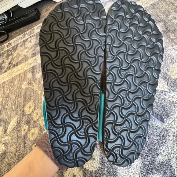 Like New Birkenstock Gizeh Oiled Leather Big Buckle Biscay Bay Sandals - Picture 8 of 8